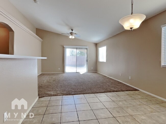 Photo - 15935 W Miami St