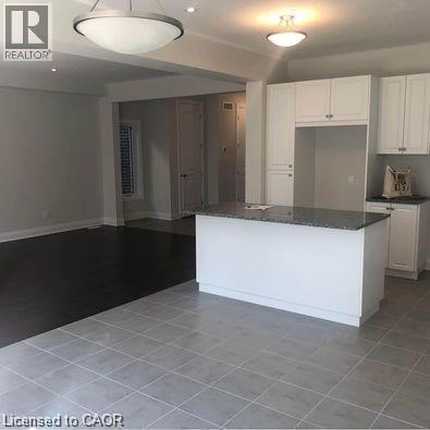 Photo - 295 Chokecherry Cres