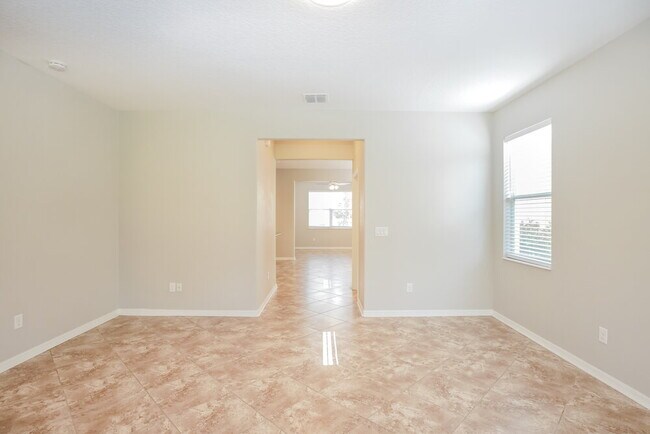 Photo - 6842 Little Blue Ln