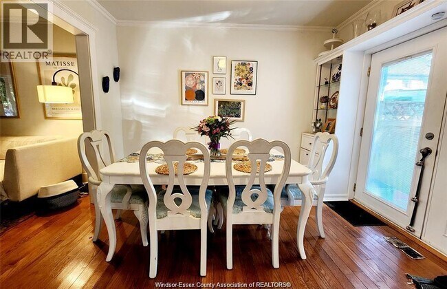 Photo - 1210 Argyle Rd