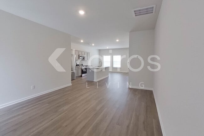 2553 Banyan Cir