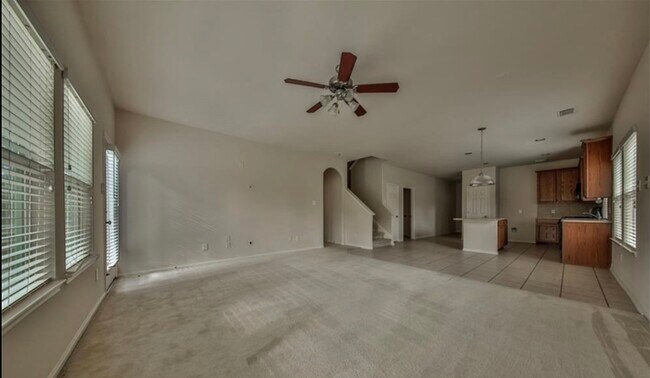 Photo - 18 Milepost Ct