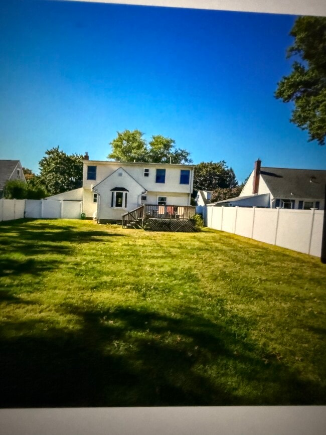 Photo - 27 Runyon Ave