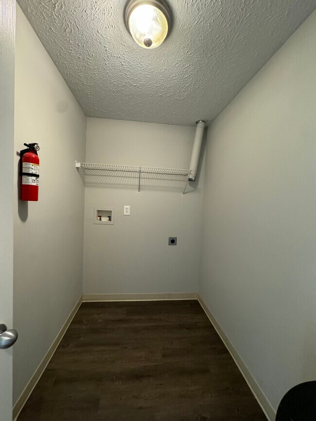 Photo - Woodfield Unidad 605