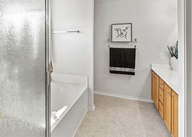 Photo - Charming 3-Bedroom Home in a Convenient Lo...
