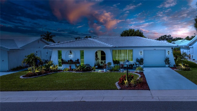 Photo - 3906 Chinaberry Rd