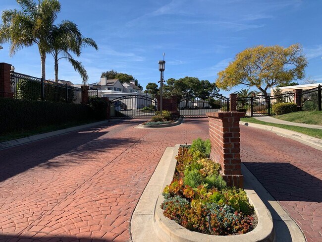 Dana Light Gated Community 3 bedroom 2.5 b... - Dana Light Gated Community 3 bedroom 2.5 b... House