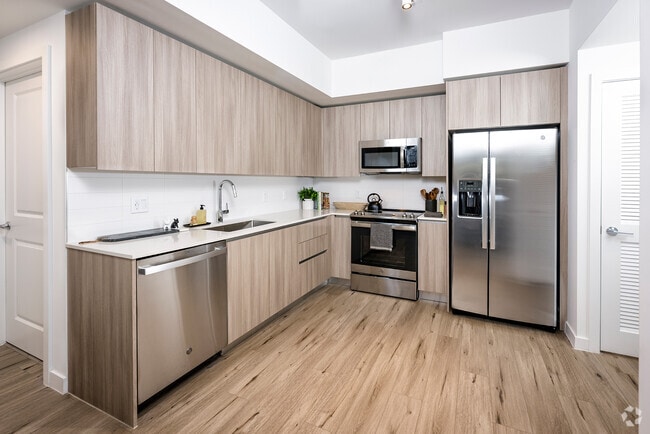 Building Photo - 625 W 71st Pl Unit B1 Rental
