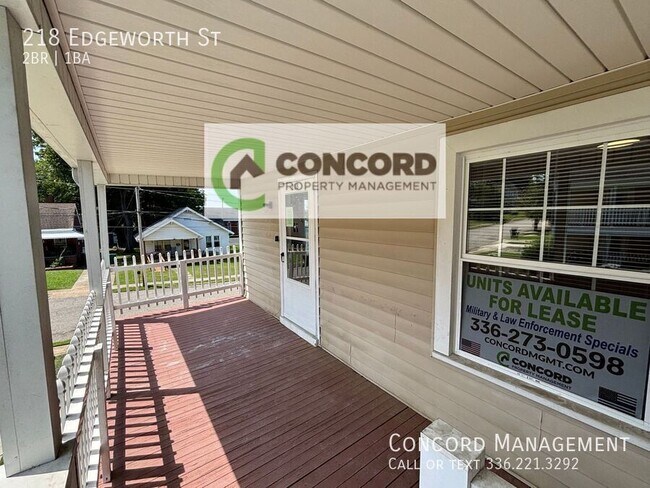 Photo - 218 Edgeworth St