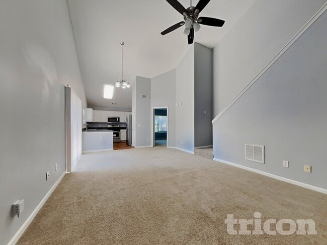 Photo - 129 Silver Fox Trail