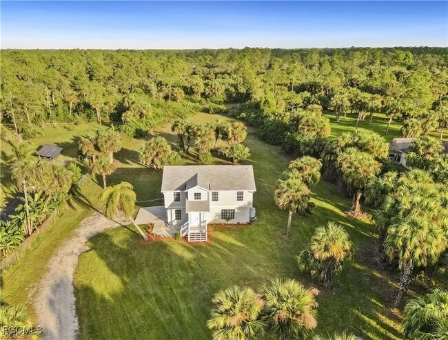 Photo - 260 13th St SW