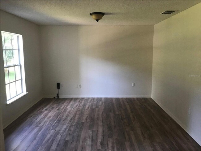 Photo - 638 Caribou Ct