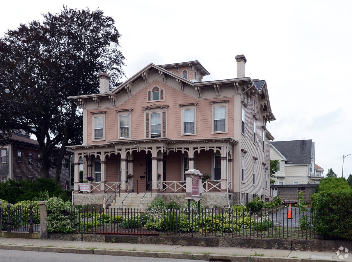 Photo - Elizabeth's Rooming House