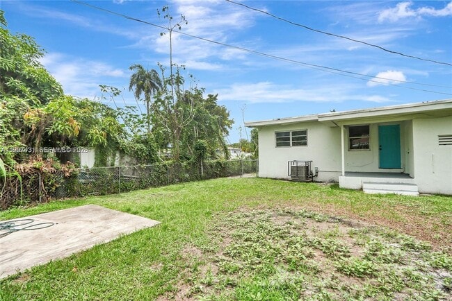 Photo - 1340 NW 102nd St Unit 1340