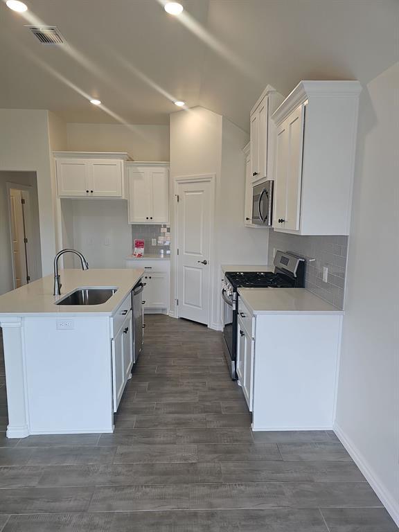 Photo - 3701 Lynne Ave