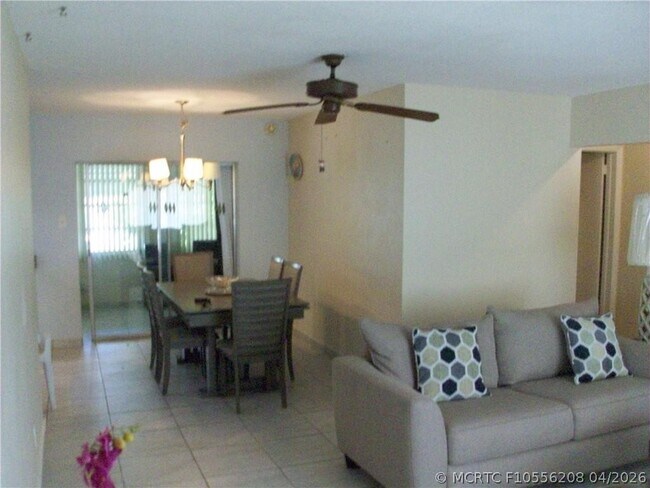Photo - 5039 NW 42nd St