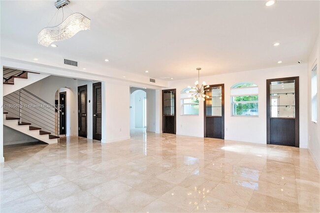 Photo - 1130 Lugo Ave