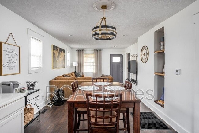 Photo - 1740 S Randolph St