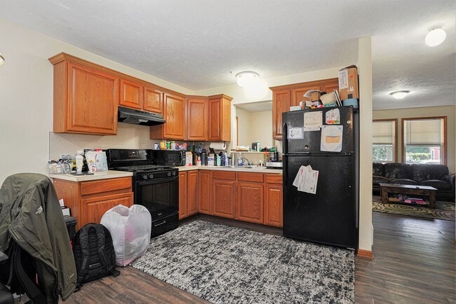 Photo - AVAILABLE IN NOVEMBER! 3 Bedroom, 1.5 Bath...