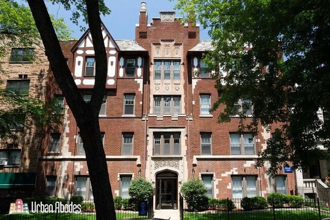 Building Photo - 651 W Wrightwood Ave Unit A03C