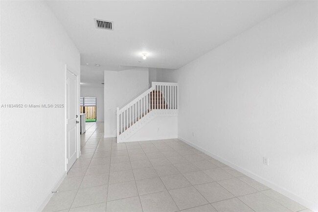 Building Photo - 15983 SW 2nd Pl Rental