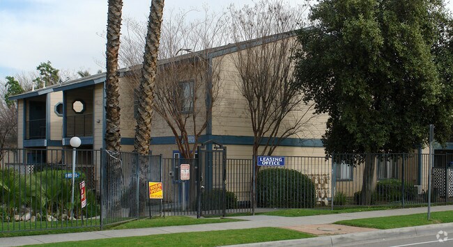 Jasmine Springs - Jasmine Springs