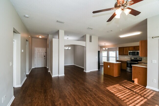 Photo - 1236 Loquat Ct