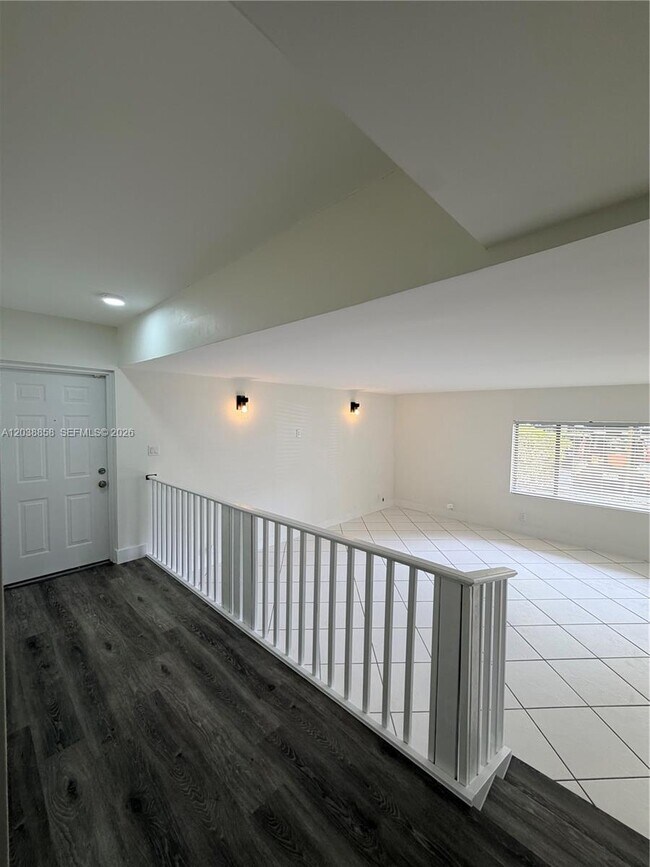 4705 SW 62nd Ave Unit 104