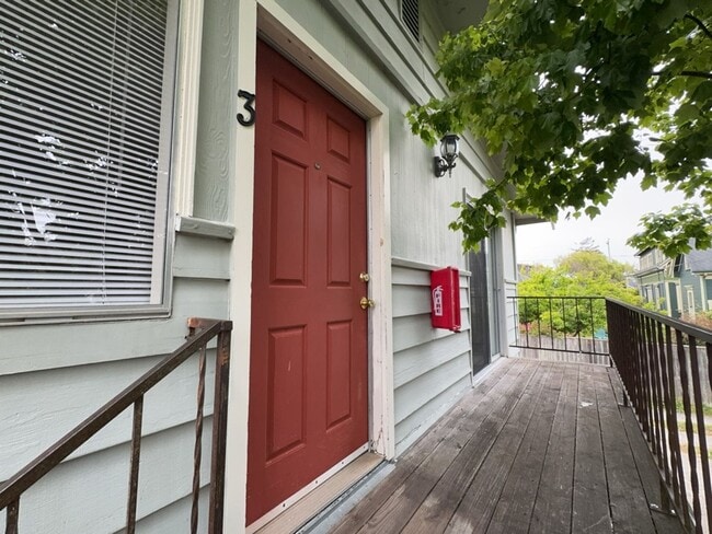 Photo - 1441 B St Apartment Unit 1441 B #3 [PRM: Renee]