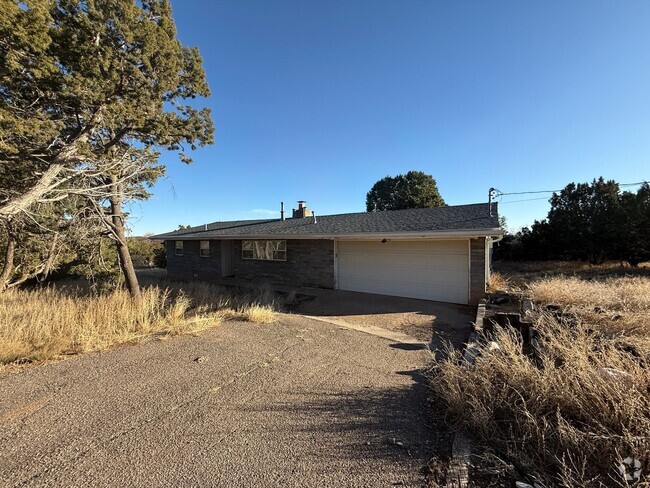 Building Photo - Horse Property in the East Mountains Rental