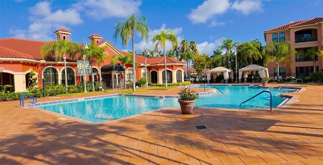 Photo - 2731 Via Capri Unit 937