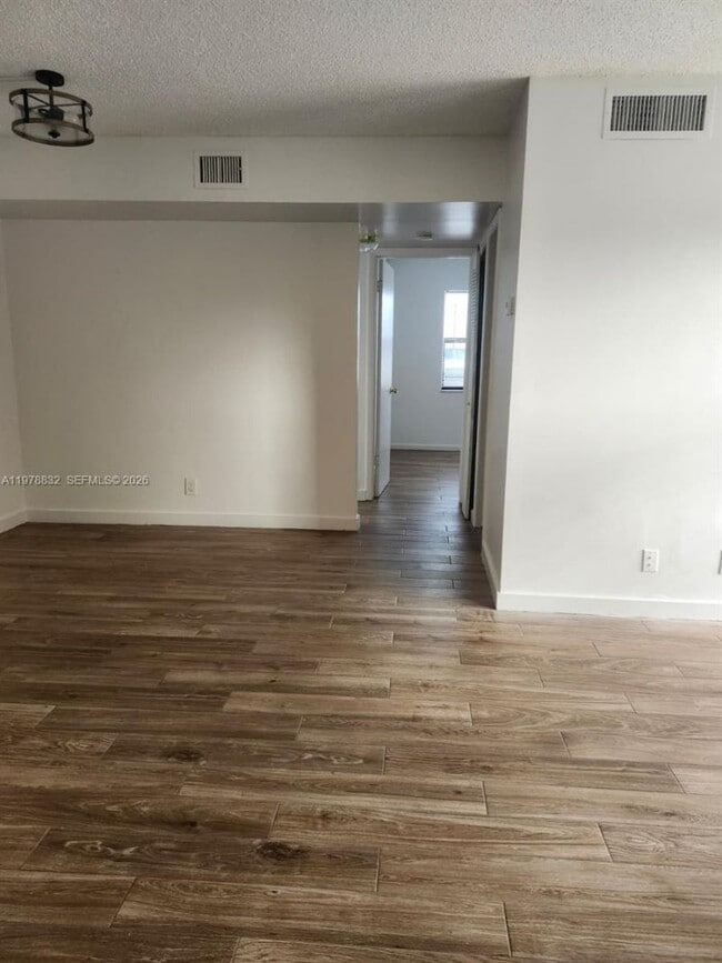 Photo - 10037 Winding Lake Rd Unit 1