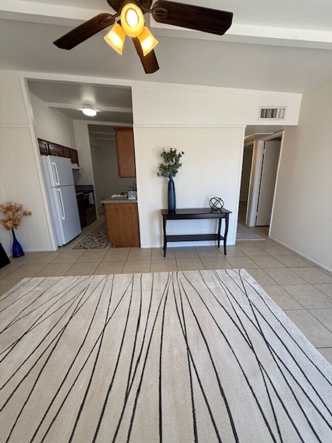 Photo - 2 Bed 1 Bath Spacious Apartment Unidad 2