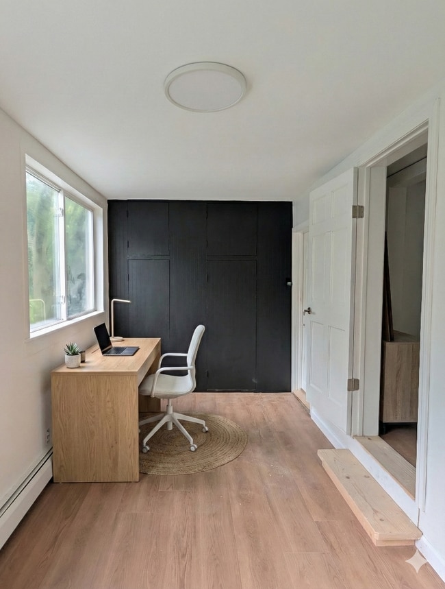 Photo - 656 Dorchester Ave Unit 2