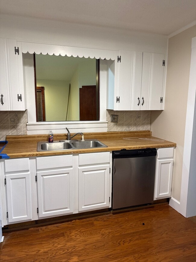 Photo - 4635 Cumby Rd