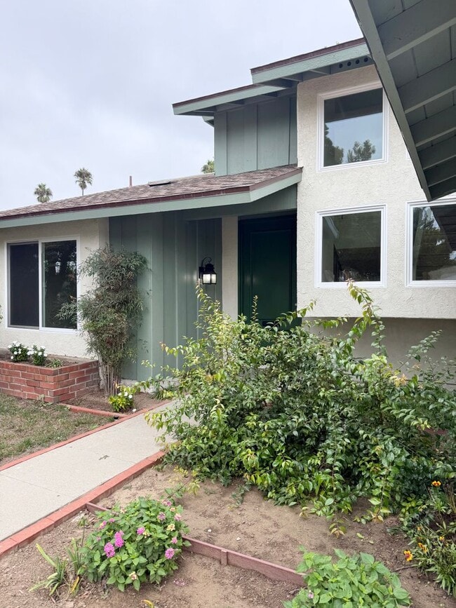 Photo - Spacious 5-Bedroom, 2-Bath Retreat in Quiet Oxnard Neighborhood