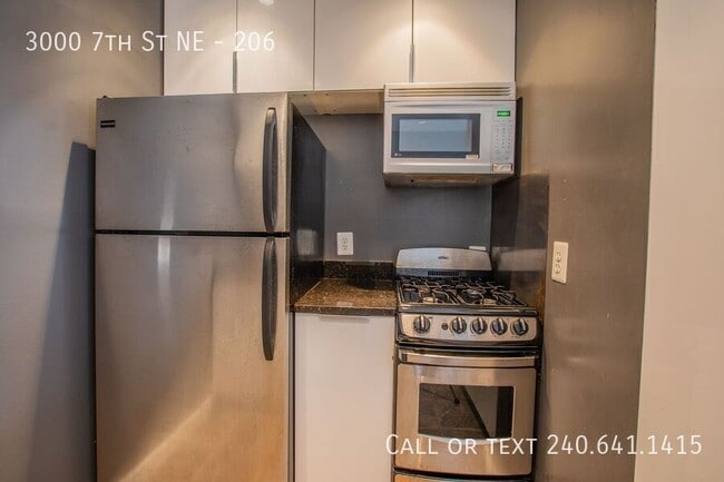 3000 7th St NE