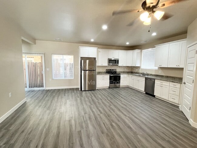 Photo - 1353 Carlsbad Dr