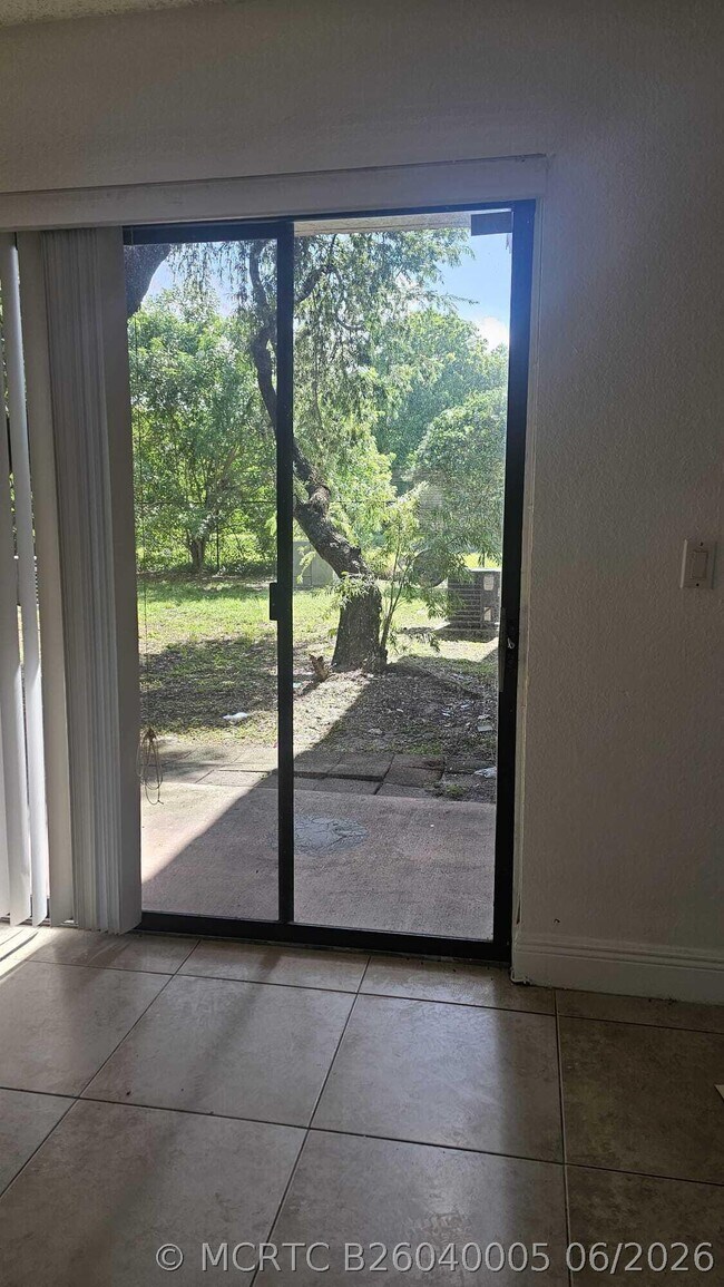 1641 Balfour Point Dr Unit A