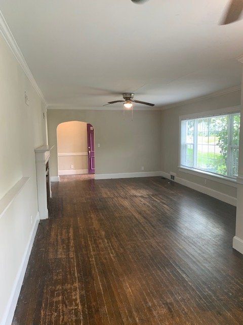 Photo - 301 S Oak St