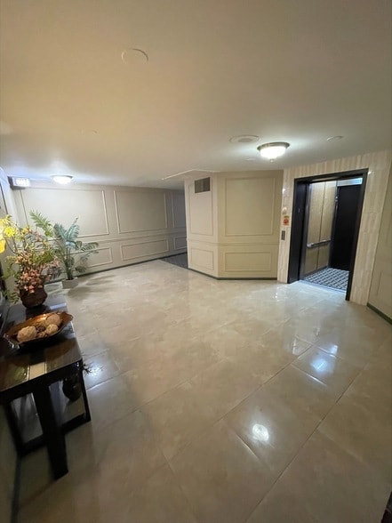 1655 Lake Cook Rd Unit 343
