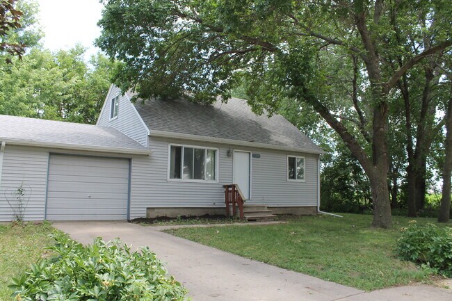 Outside View - 503 N Norbeck St House