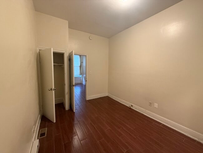 Photo - 1819 W Oxford St Unidad 1