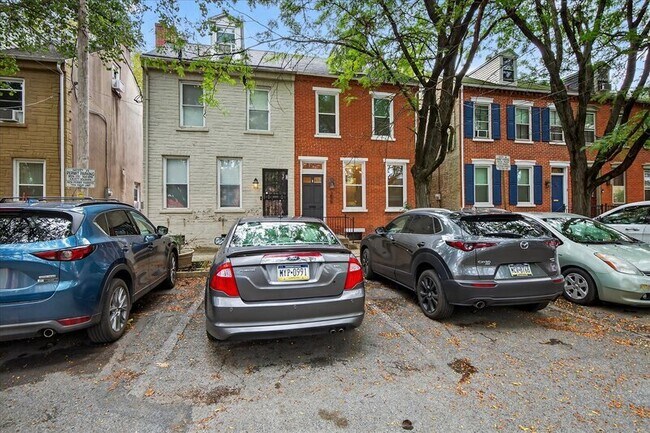 Building Photo - 255 New Holland Ave Rental
