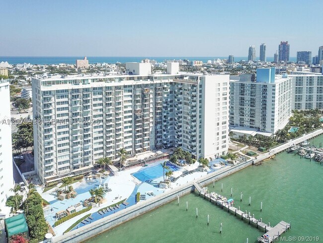 1000 West Dr Unit PH32