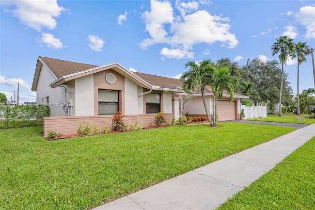 Photo - 9601 Dunhill Dr