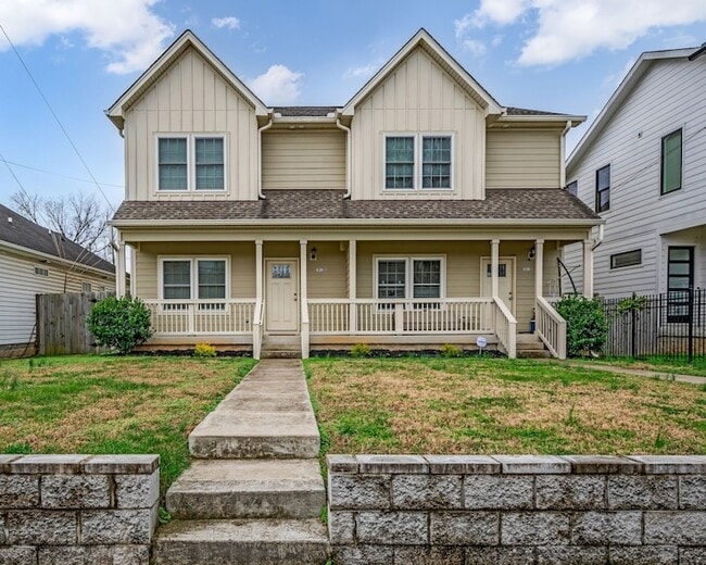 Building Photo - 1911 9th Ave N