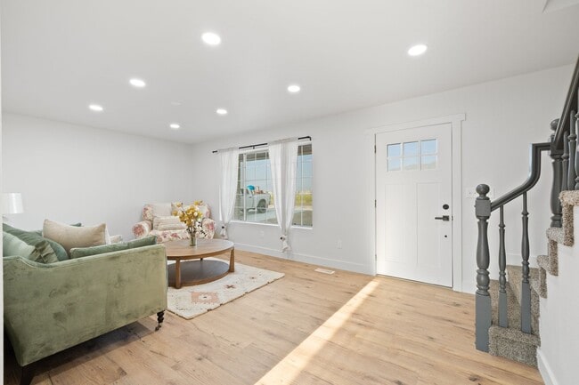 Photo - 1635 N 770 W
