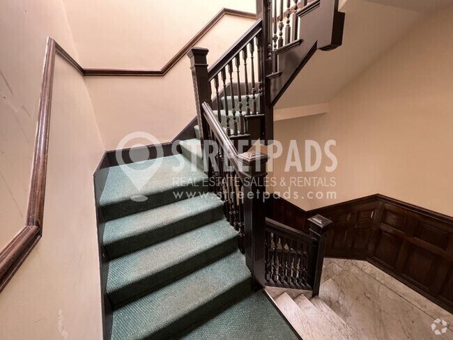 Building Photo - 1 bedroom in Brookline MA 02446 Rental