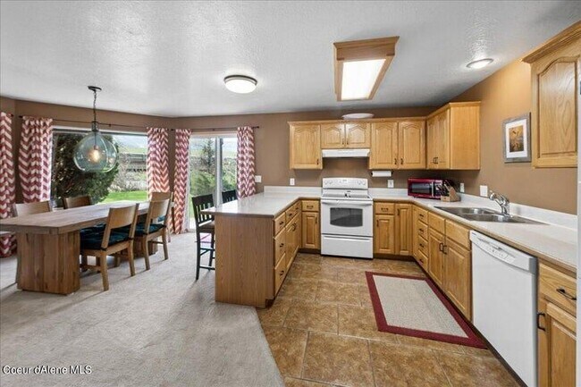 Photo - 950 W Cameron Ave Unit #104